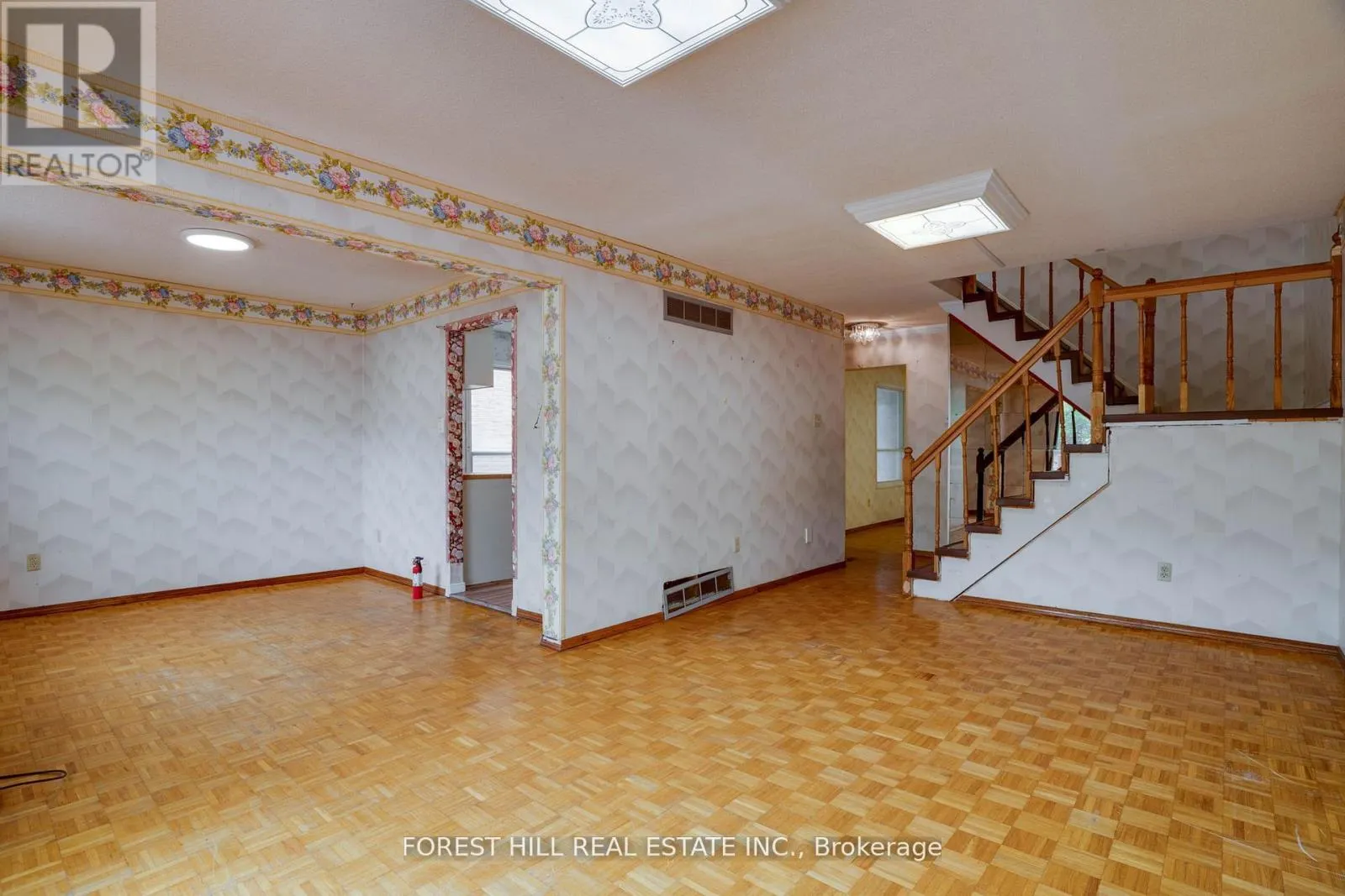 82 HORD CRESCENT