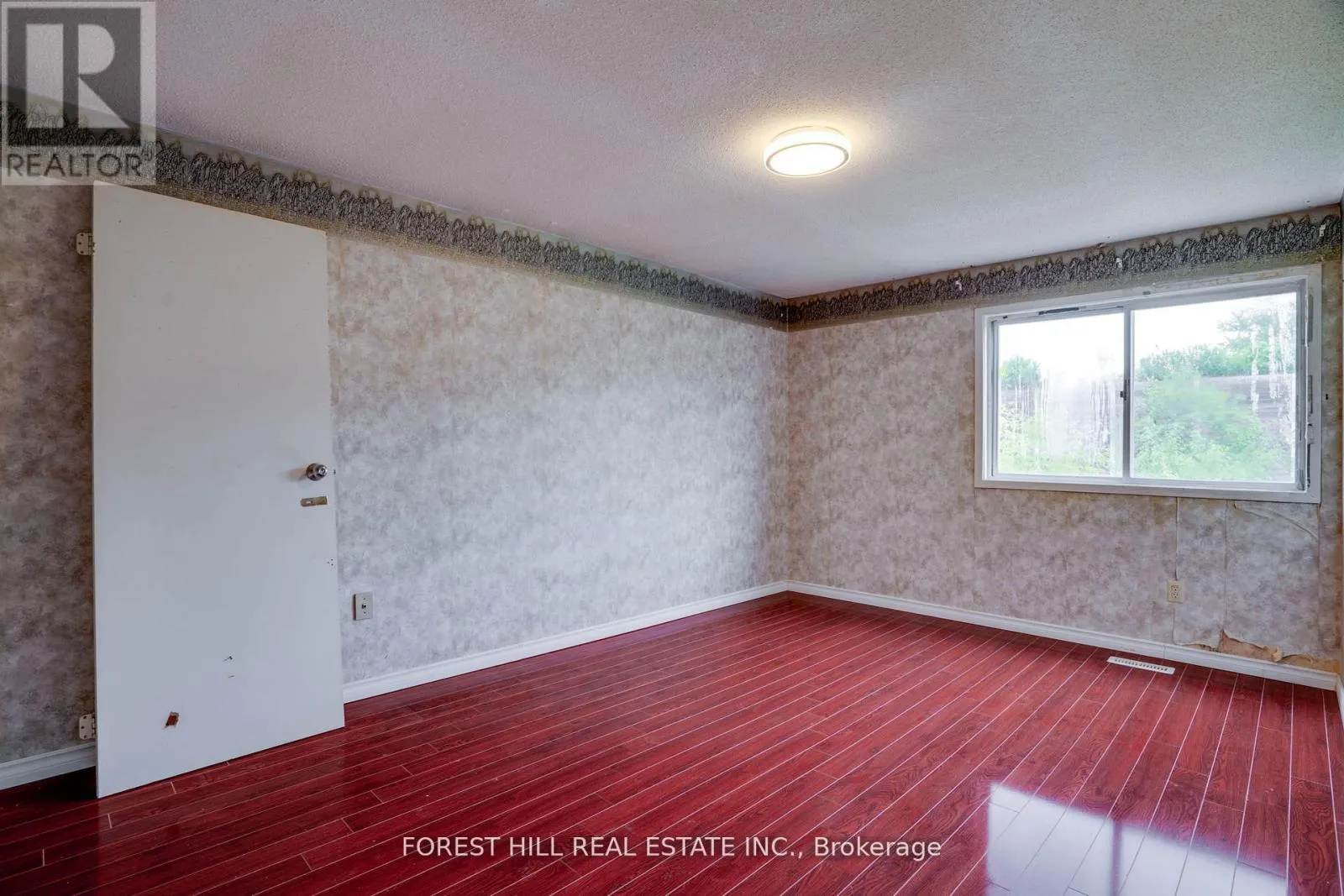 82 HORD CRESCENT