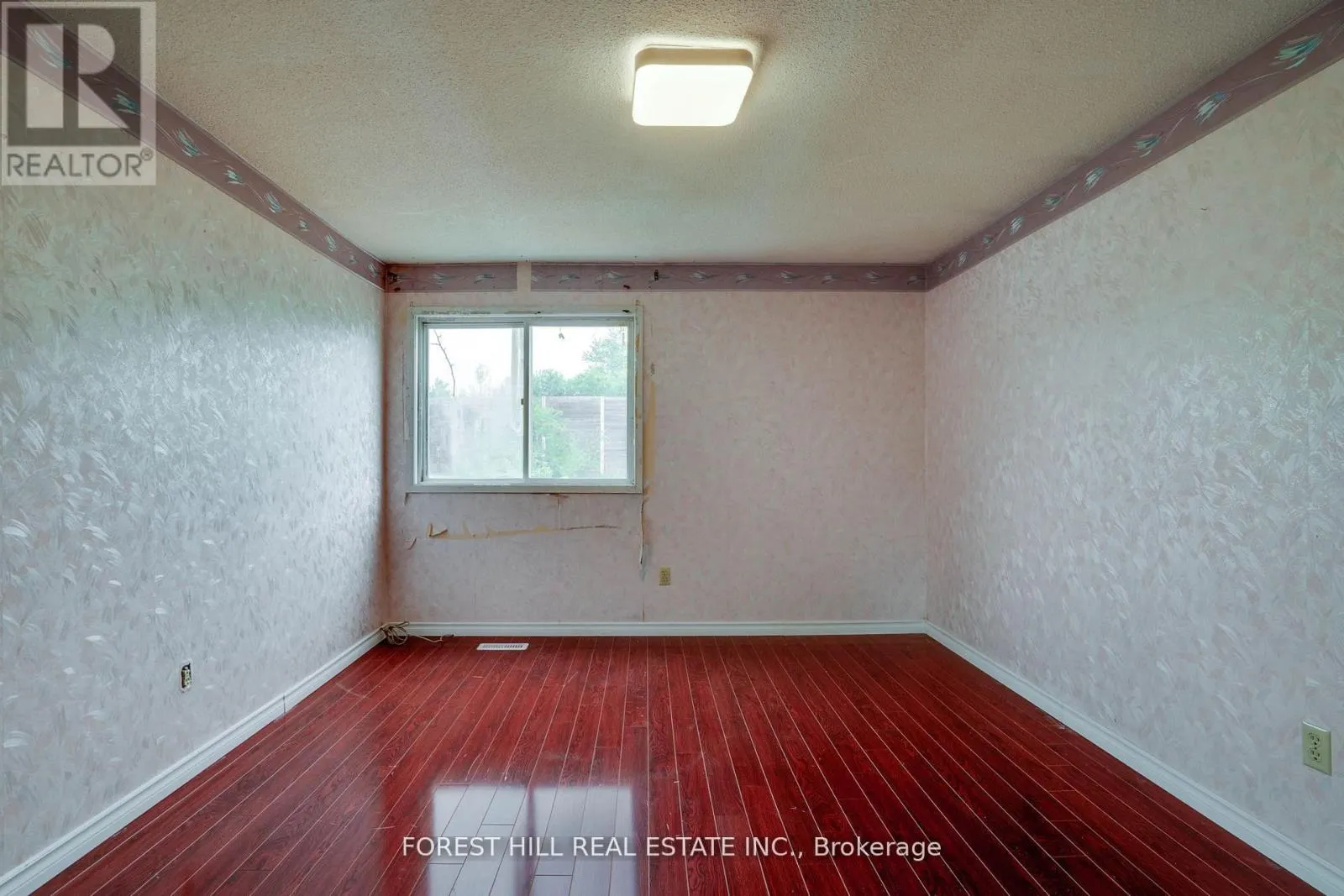82 HORD CRESCENT