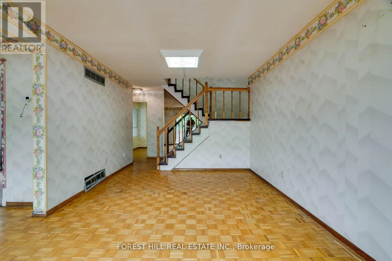 82 HORD CRESCENT