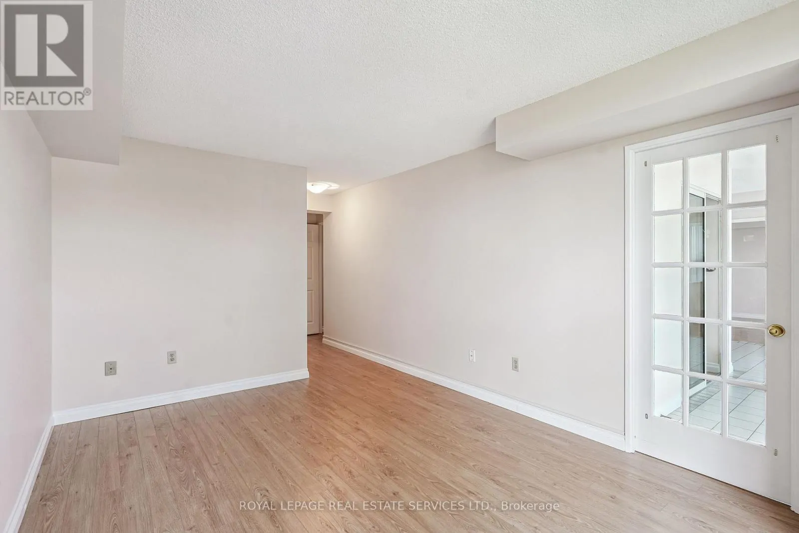 417 - 30 HARDING BOULEVARD W