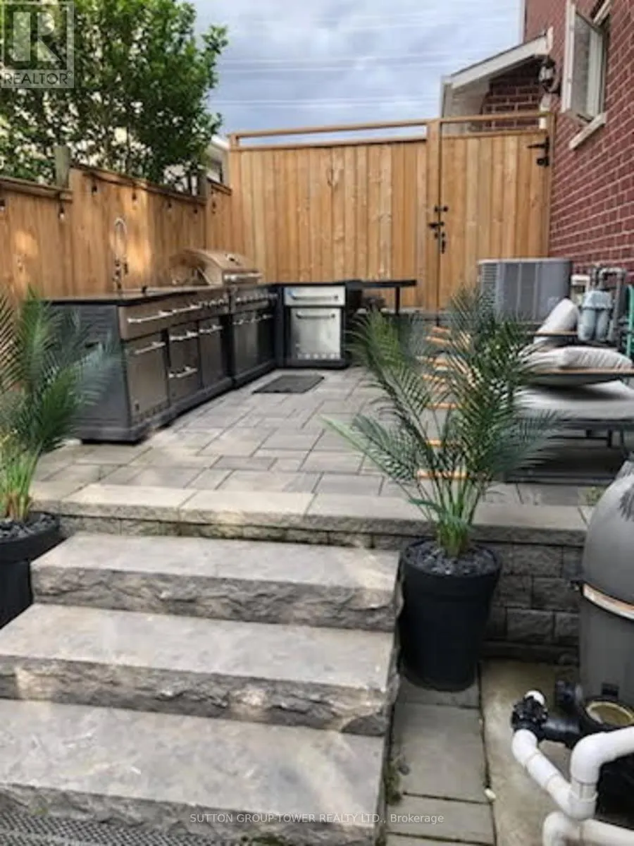 293 LONDON ROAD