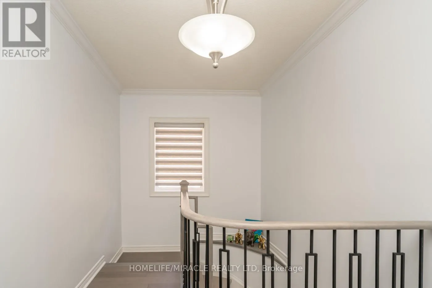 60 FOREST FOUNTAIN DRIVE