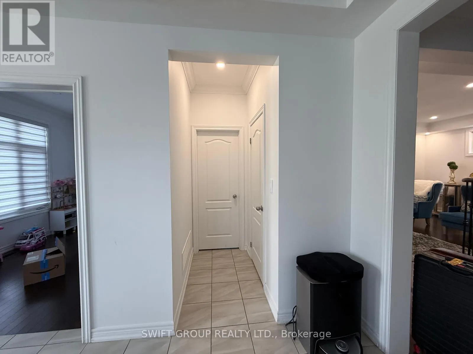 UPPER - 147 MCCANN CRESCENT