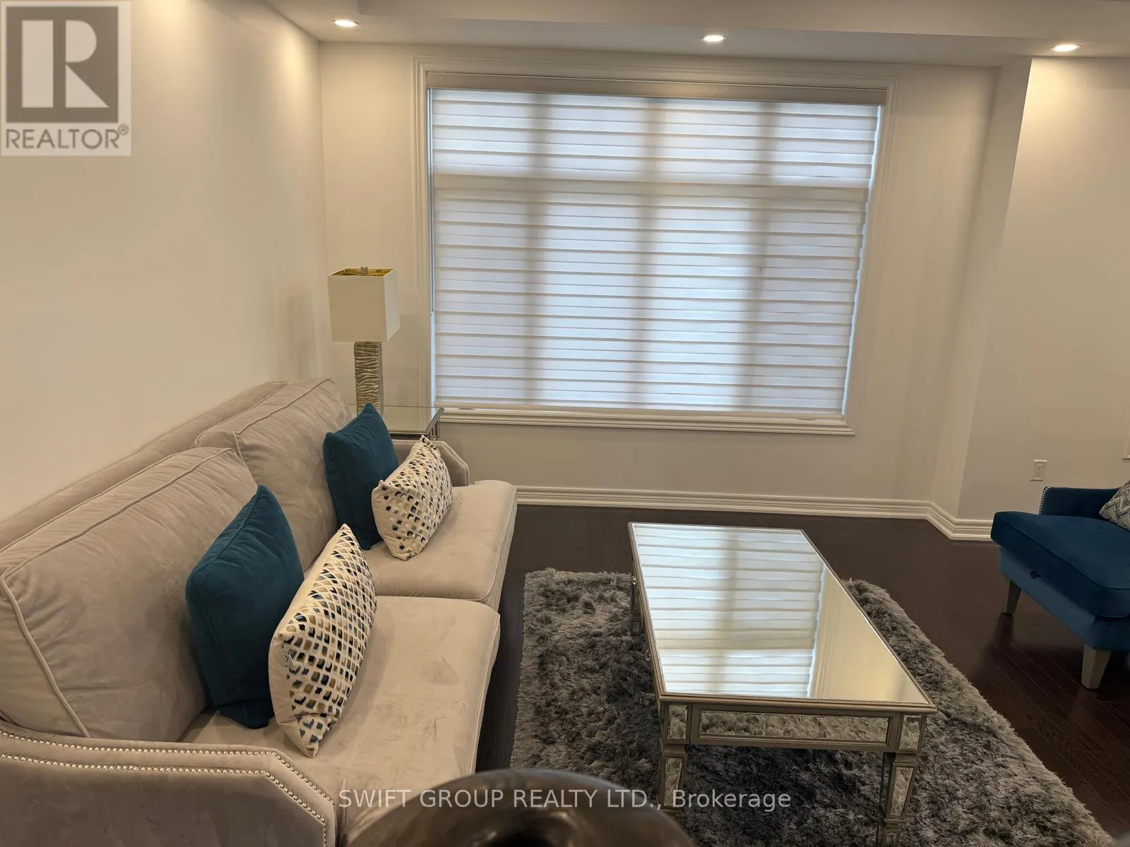 UPPER - 147 MCCANN CRESCENT