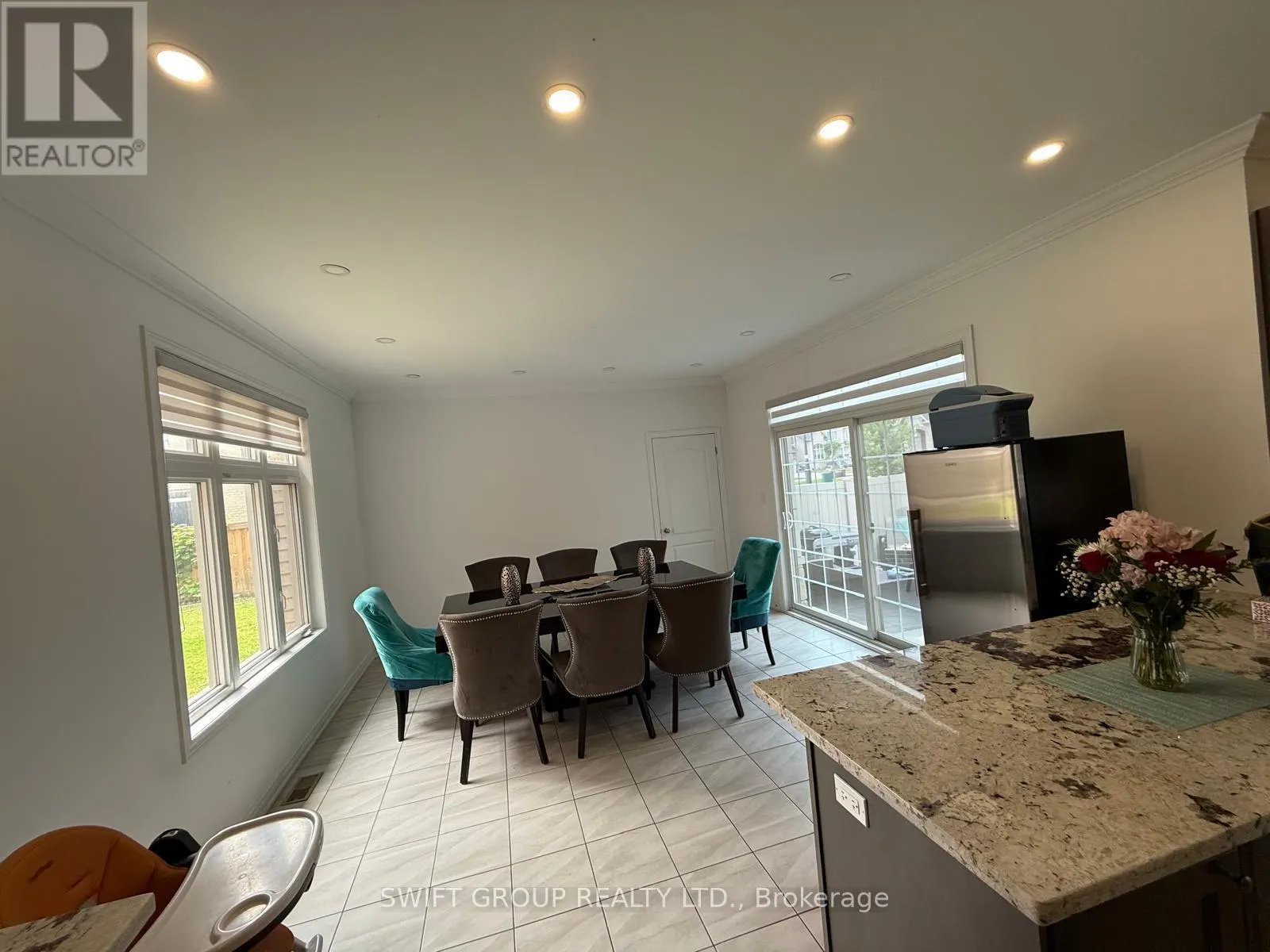 UPPER - 147 MCCANN CRESCENT