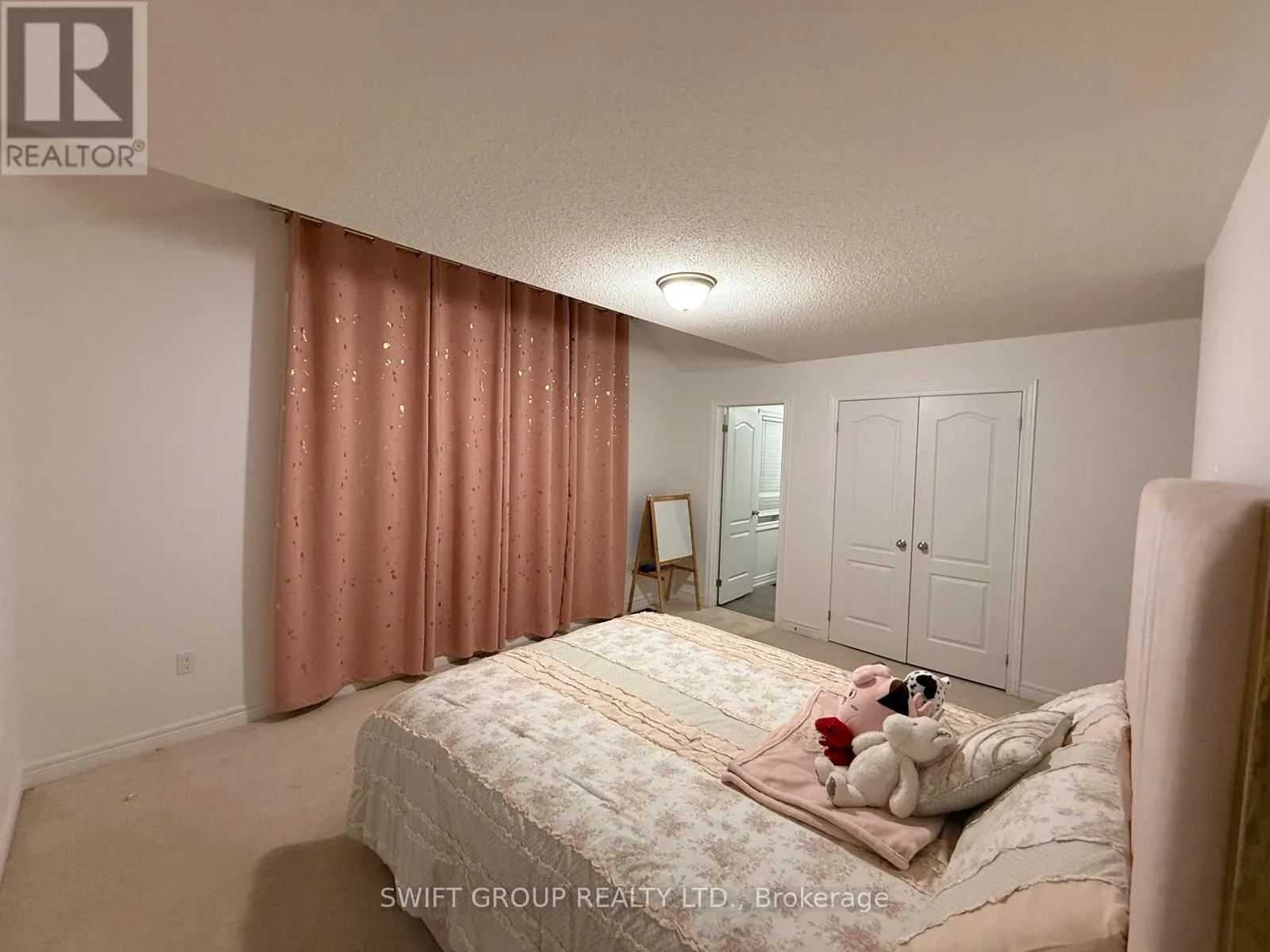 UPPER - 147 MCCANN CRESCENT