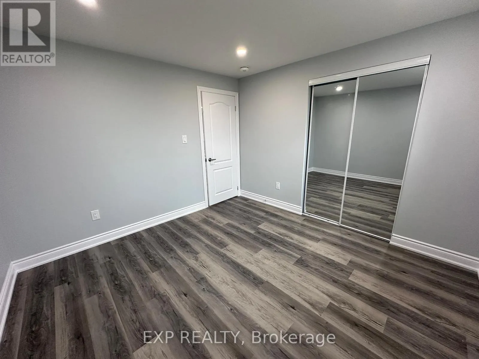 31 LORNE THOMAS PLACE