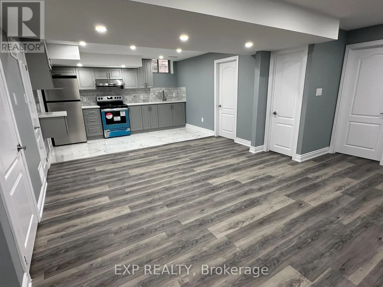 31 LORNE THOMAS PLACE