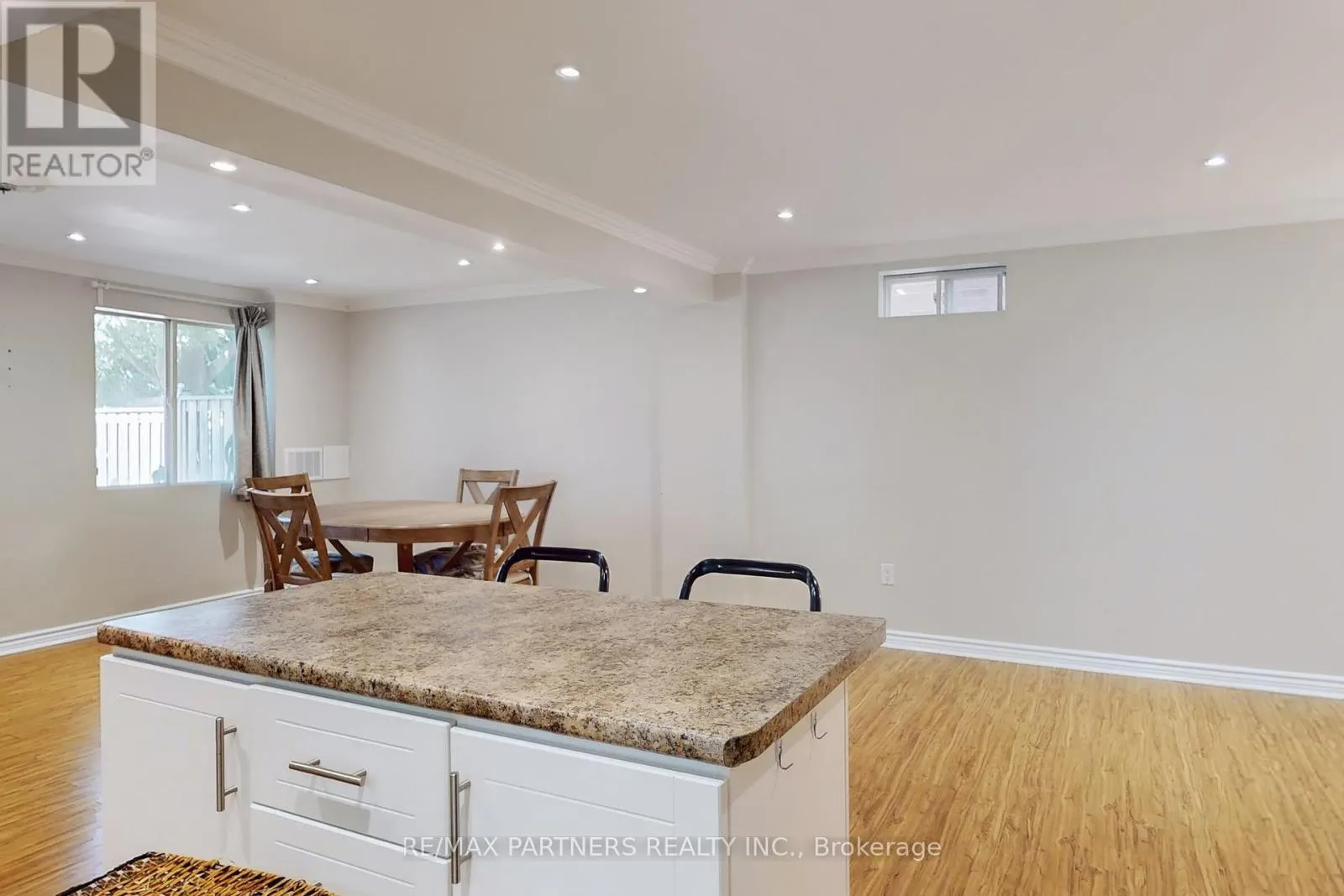 26 SANDFIELD DRIVE