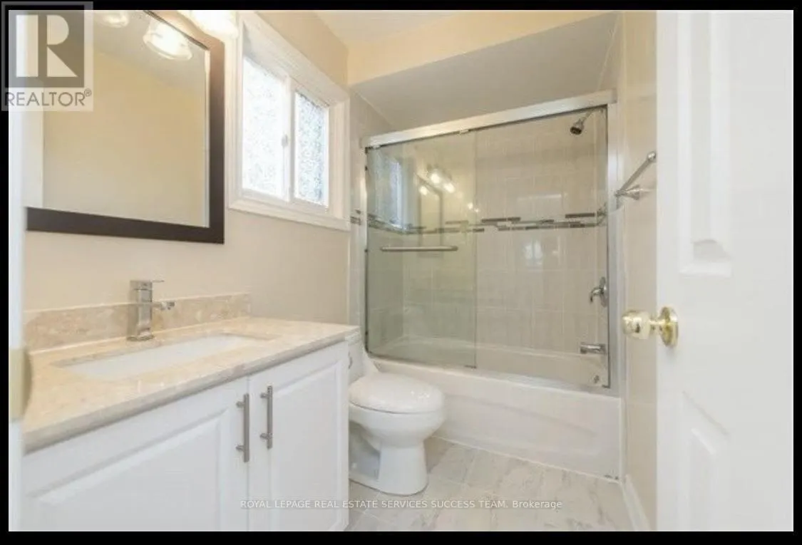 33 HEMLOCK DRIVE