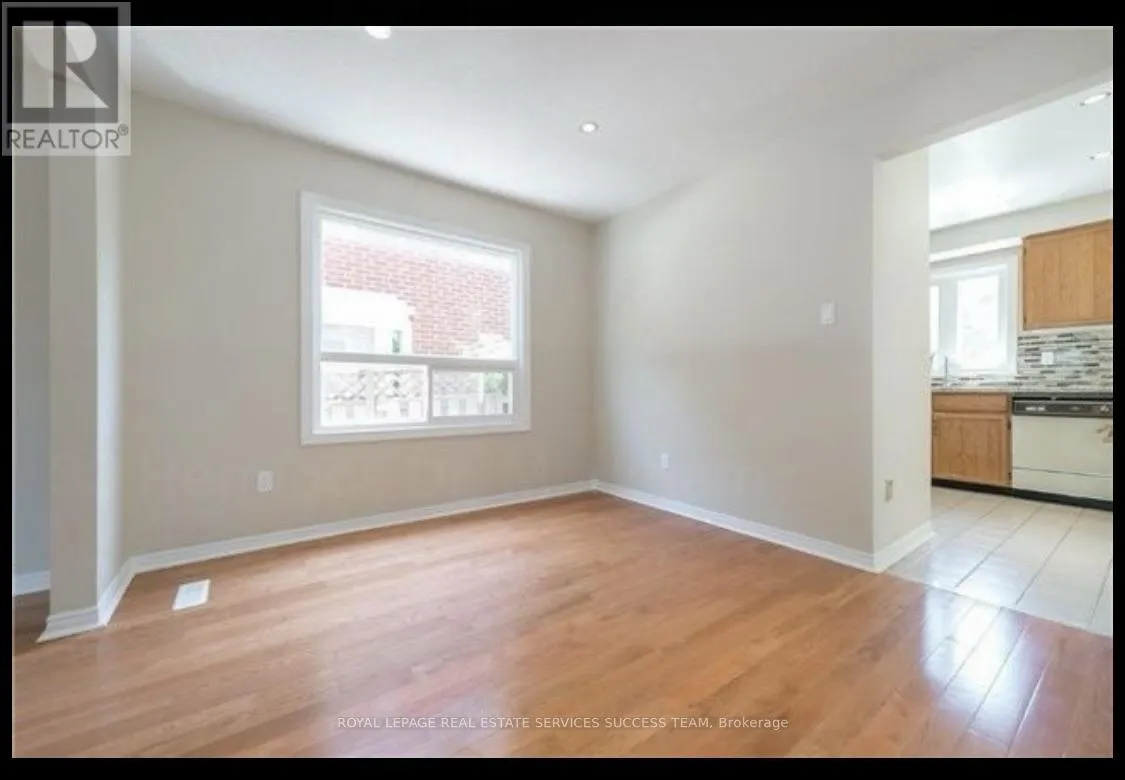 33 HEMLOCK DRIVE