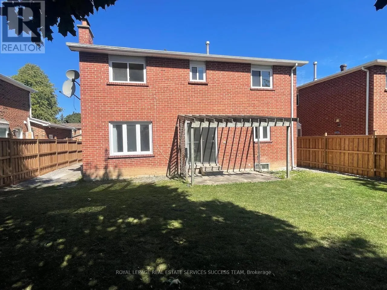 33 HEMLOCK DRIVE
