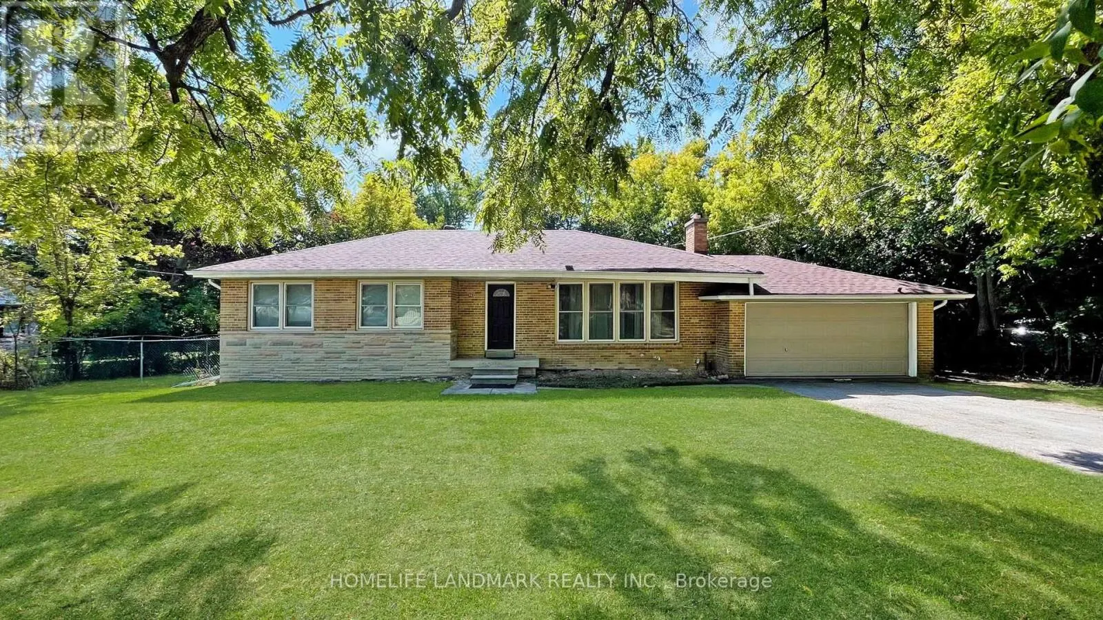 BASEMENT - 11 UPLANDS AVENUE