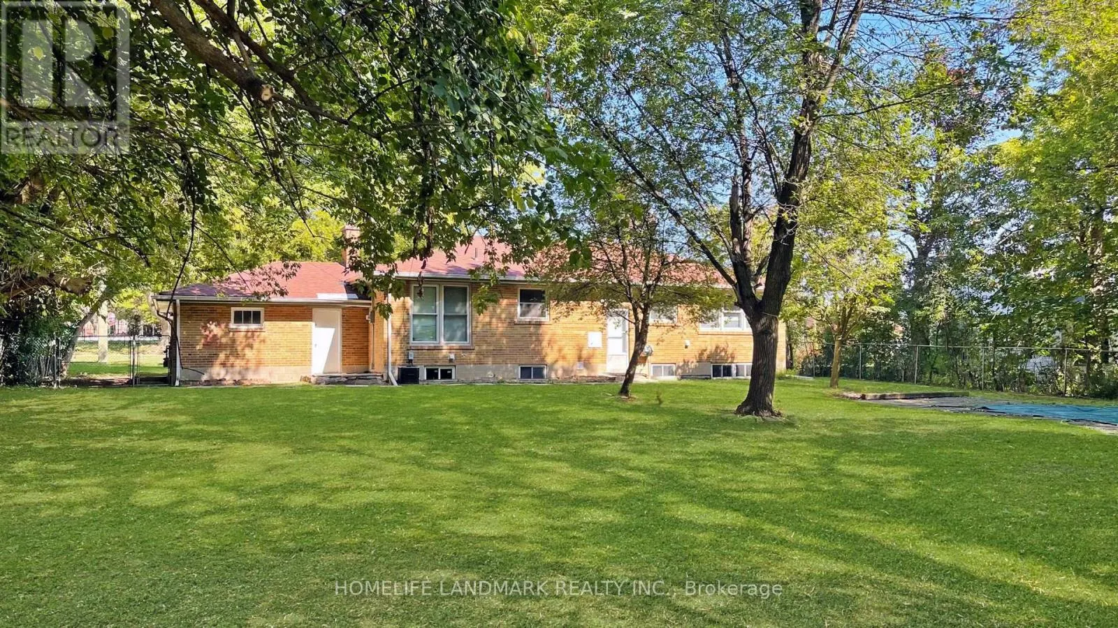 BASEMENT - 11 UPLANDS AVENUE