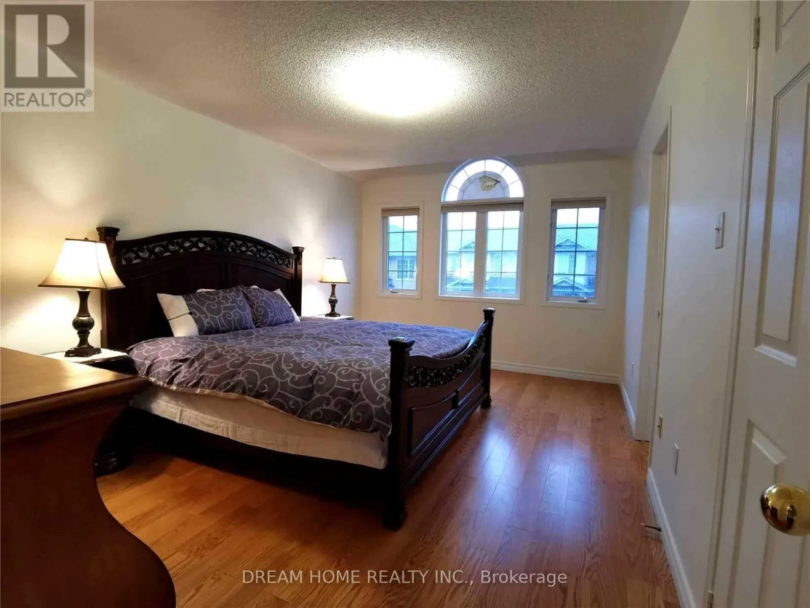 4 BASSETT AVENUE