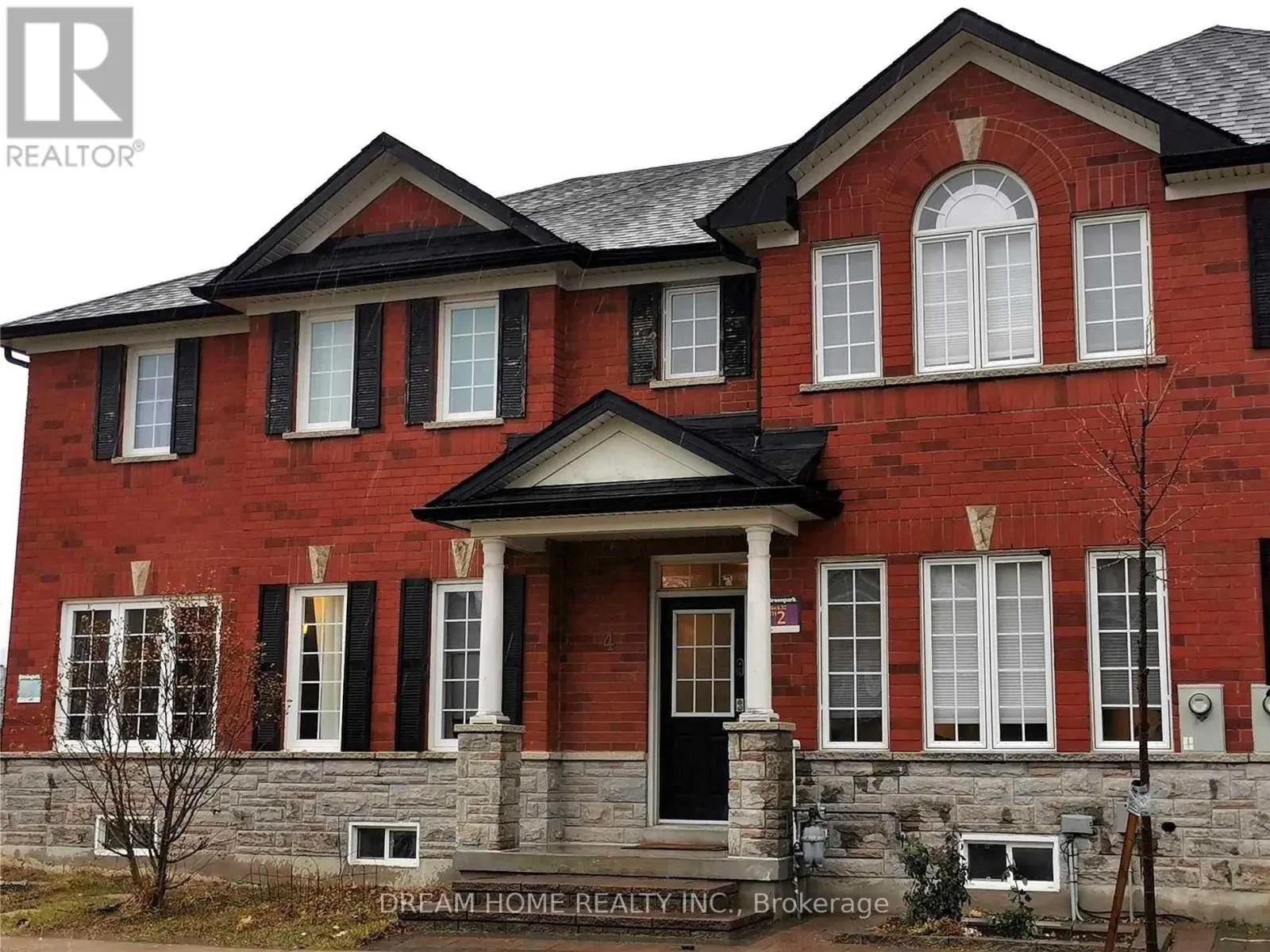 4 BASSETT AVENUE