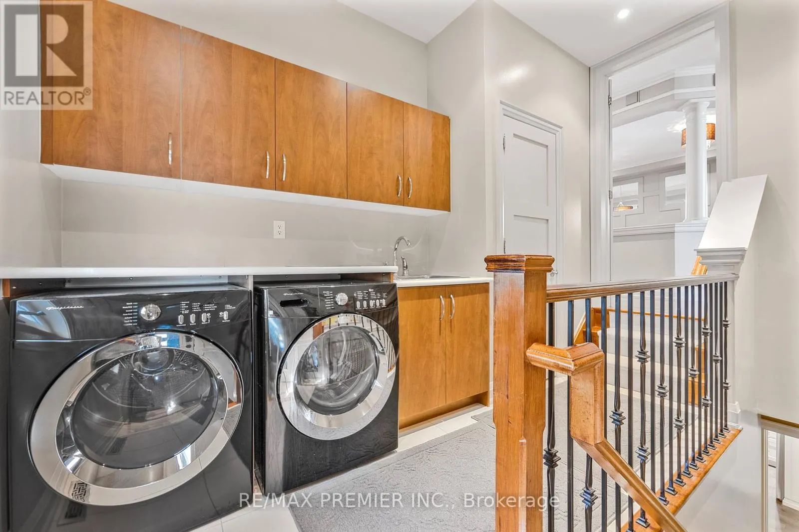 76 ORLEANS CIRCLE