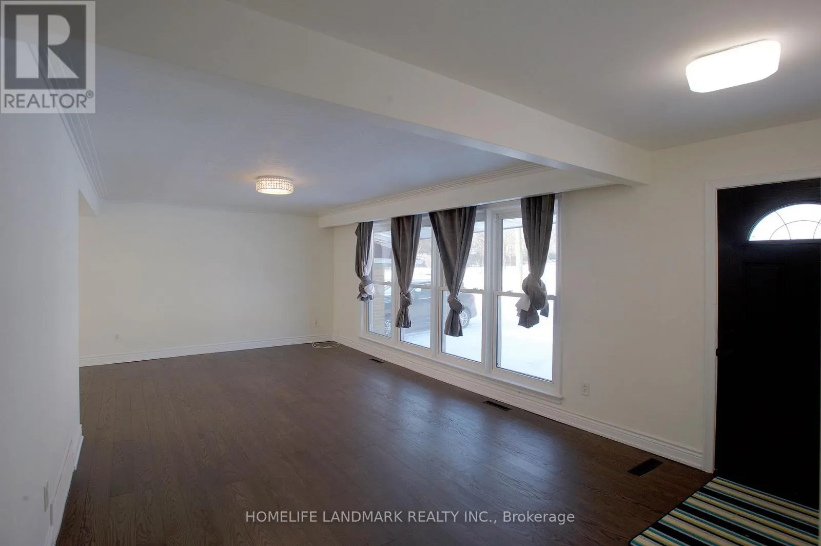 11 UPLANDS AVENUE