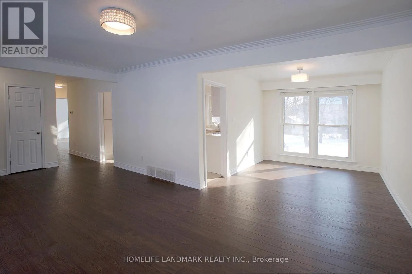 11 UPLANDS AVENUE