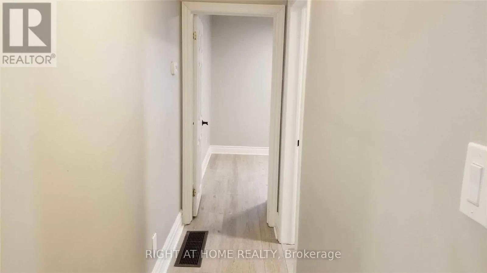 MAIN FLOOR - 409 MARYBAY CRESCENT