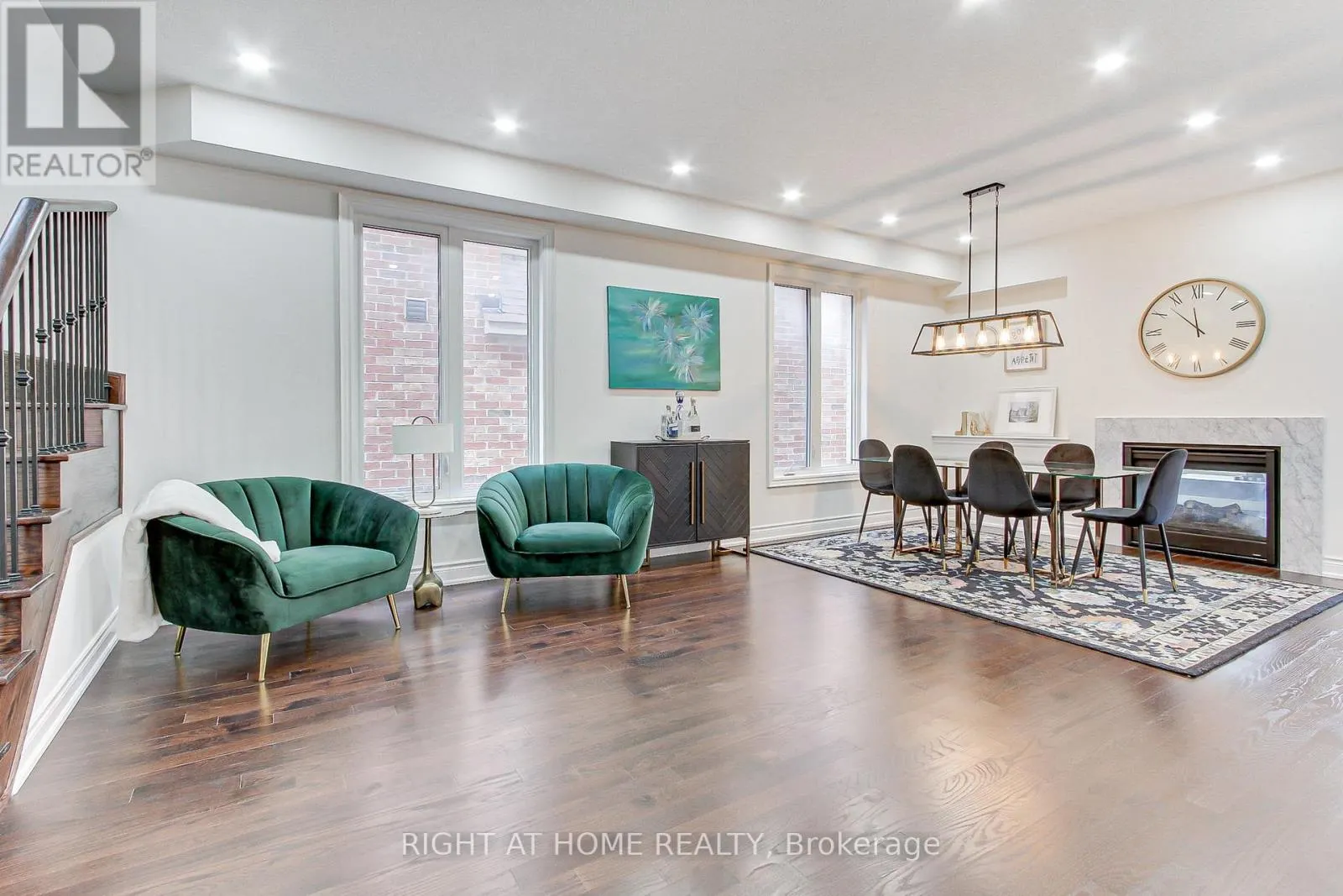 29 PEAR BLOSSOM WAY