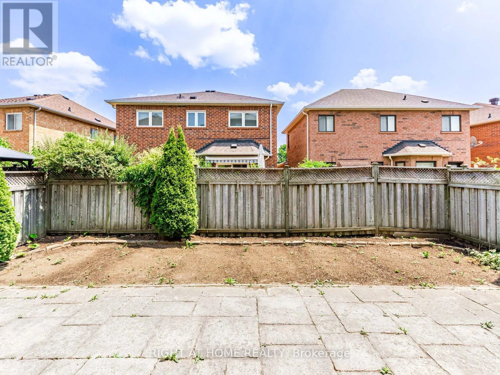 131 SANTA MARIA TRAIL