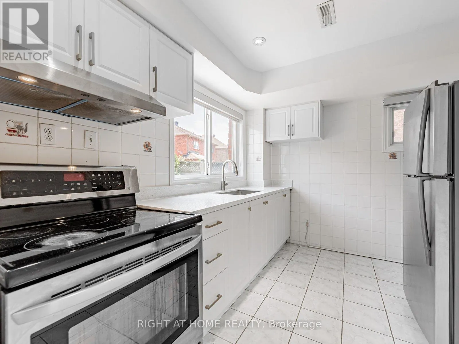 131 SANTA MARIA TRAIL