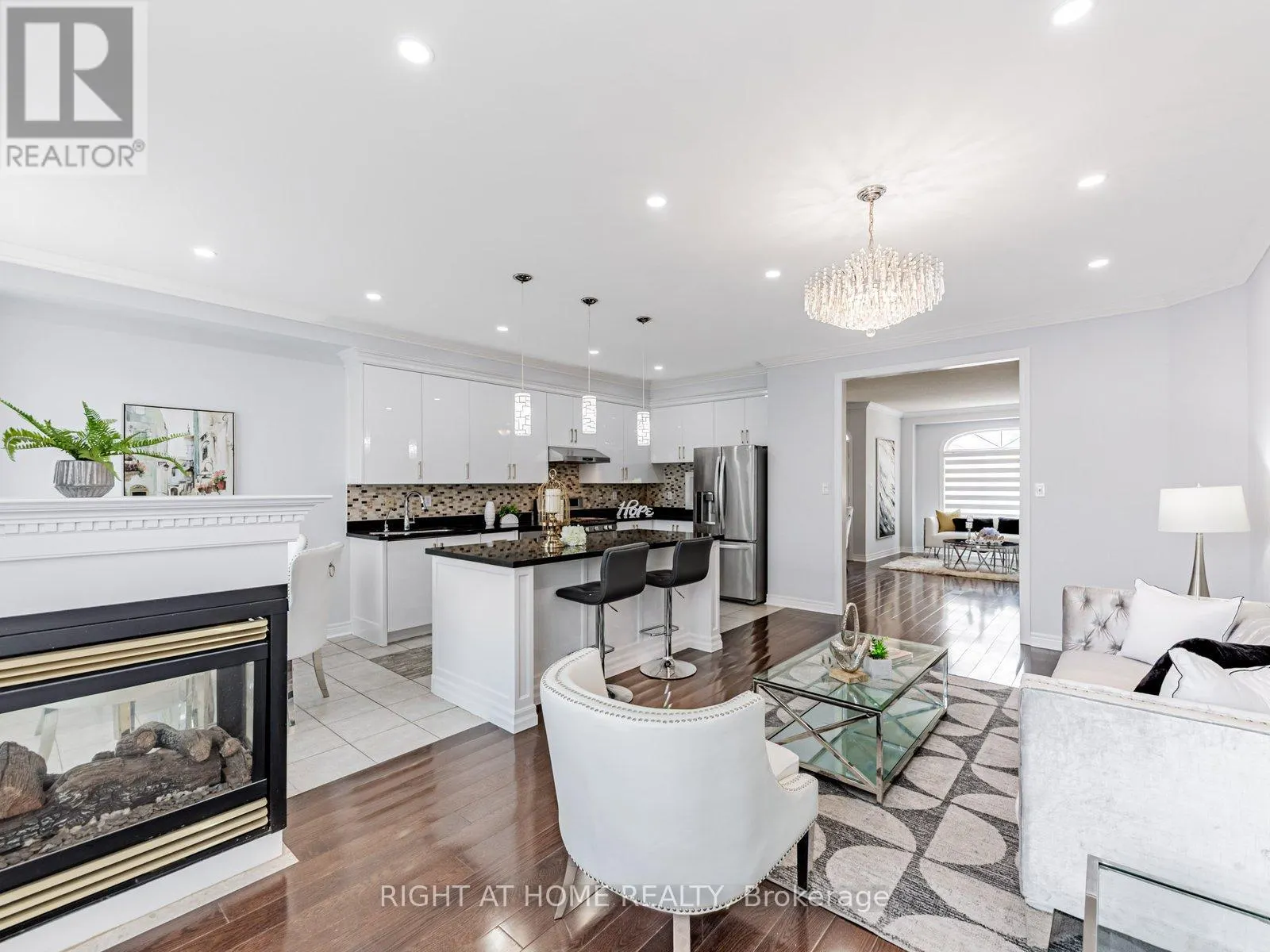 131 SANTA MARIA TRAIL