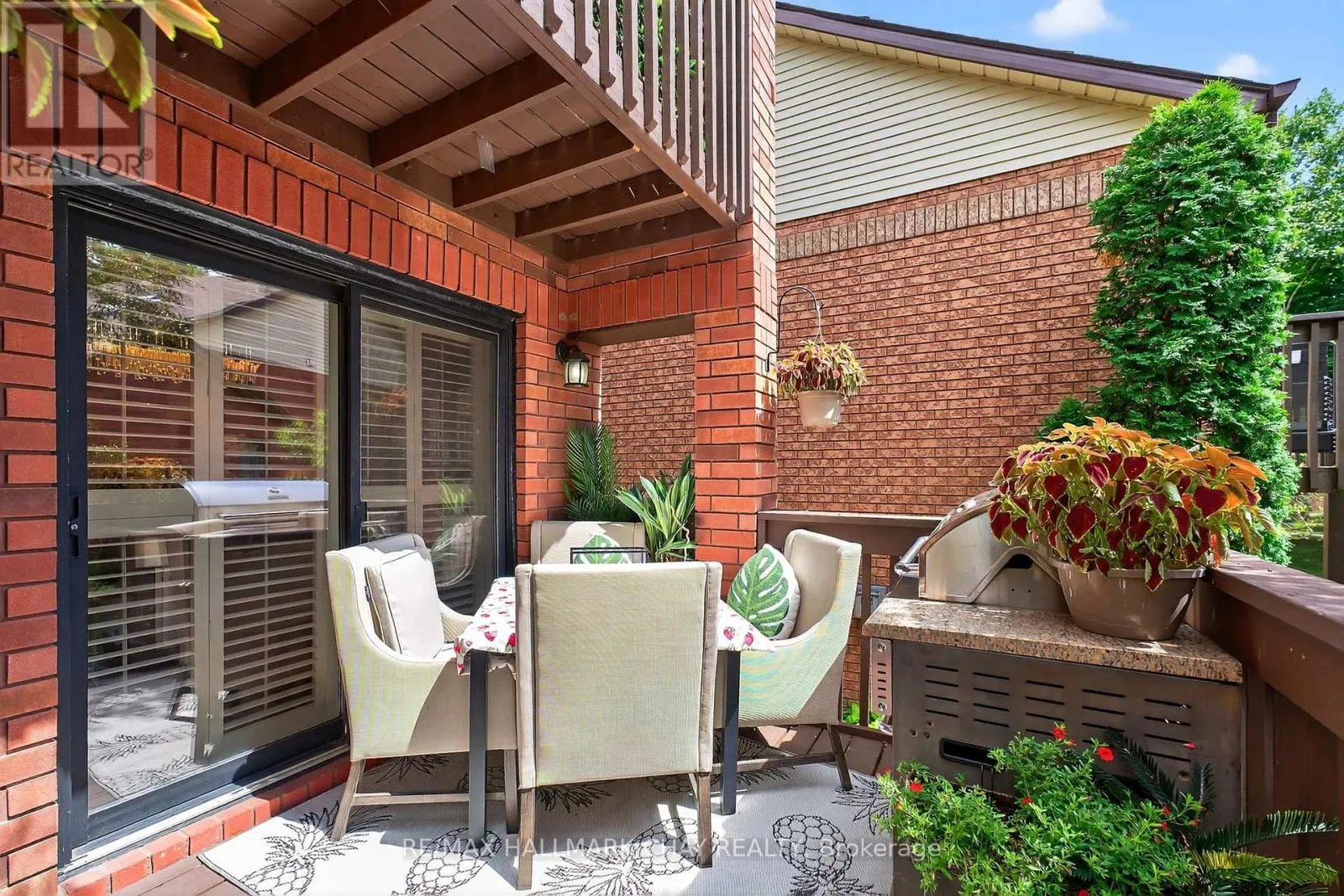 135 GREEN BRIAR ROAD
