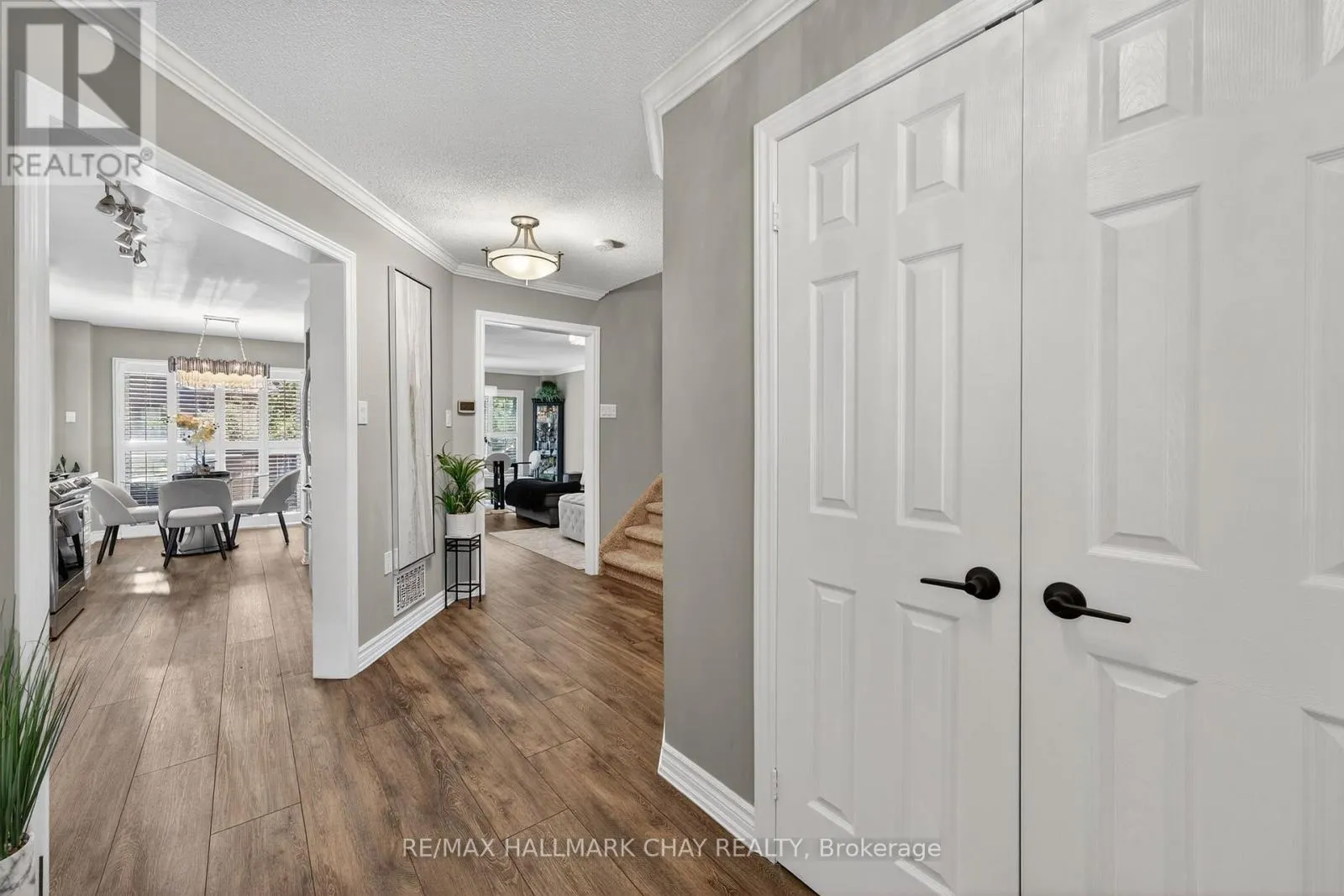 135 GREEN BRIAR ROAD