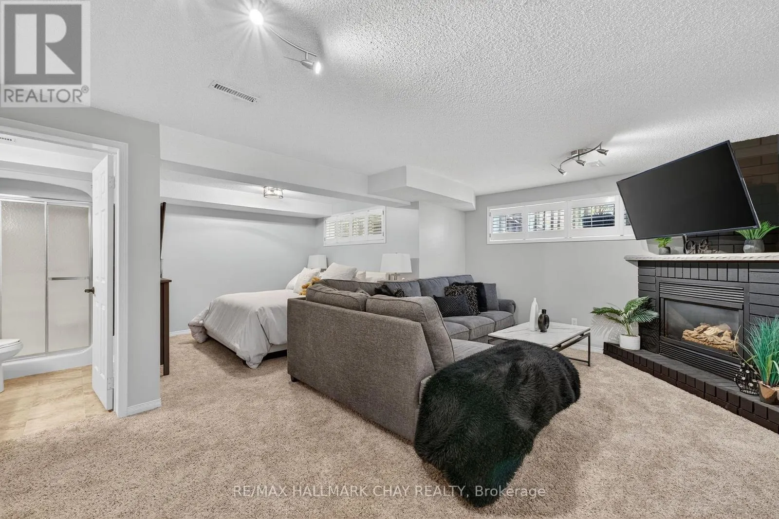 135 GREEN BRIAR ROAD