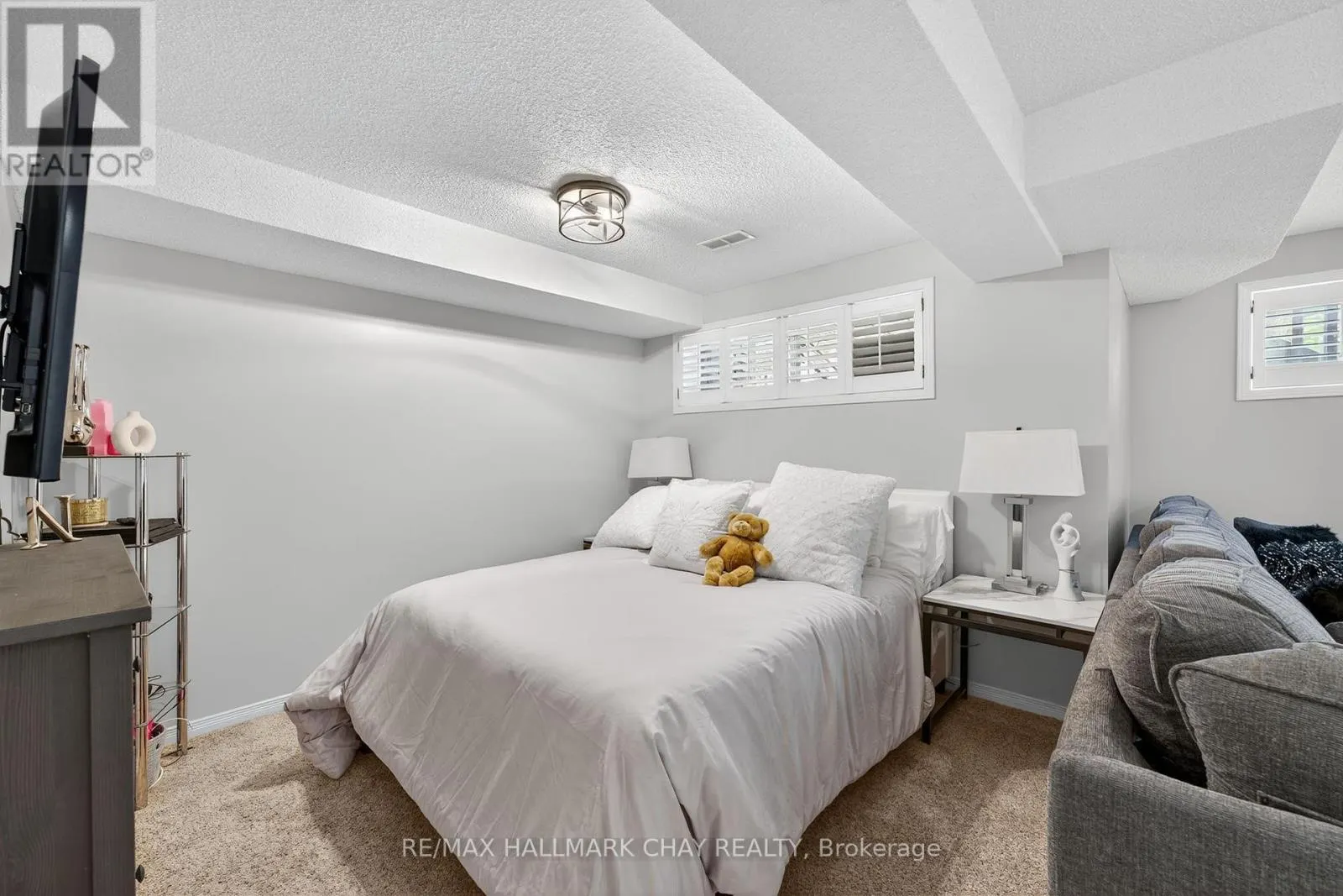135 GREEN BRIAR ROAD
