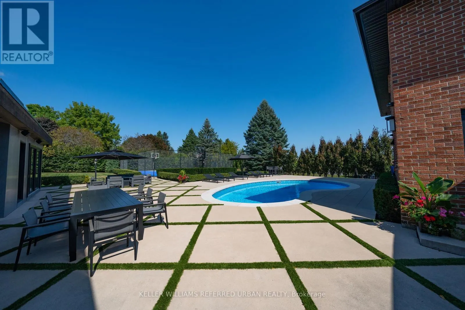 68 FINDLAY AVENUE