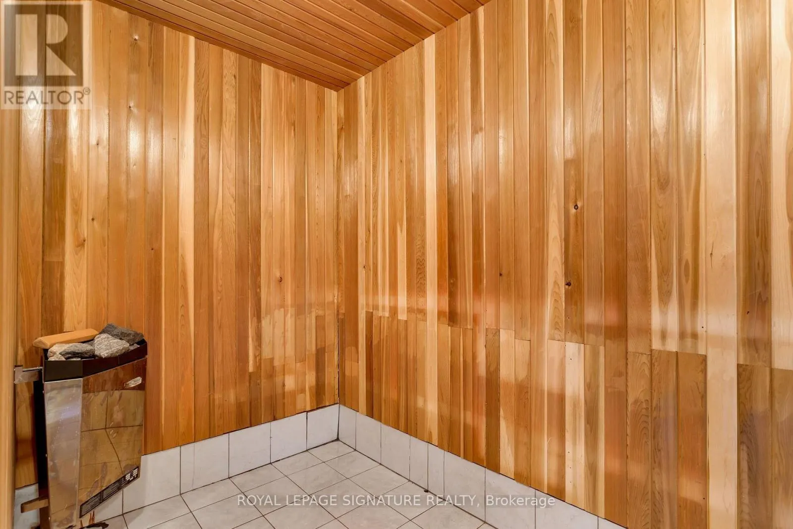 31 LAWRIE ROAD
