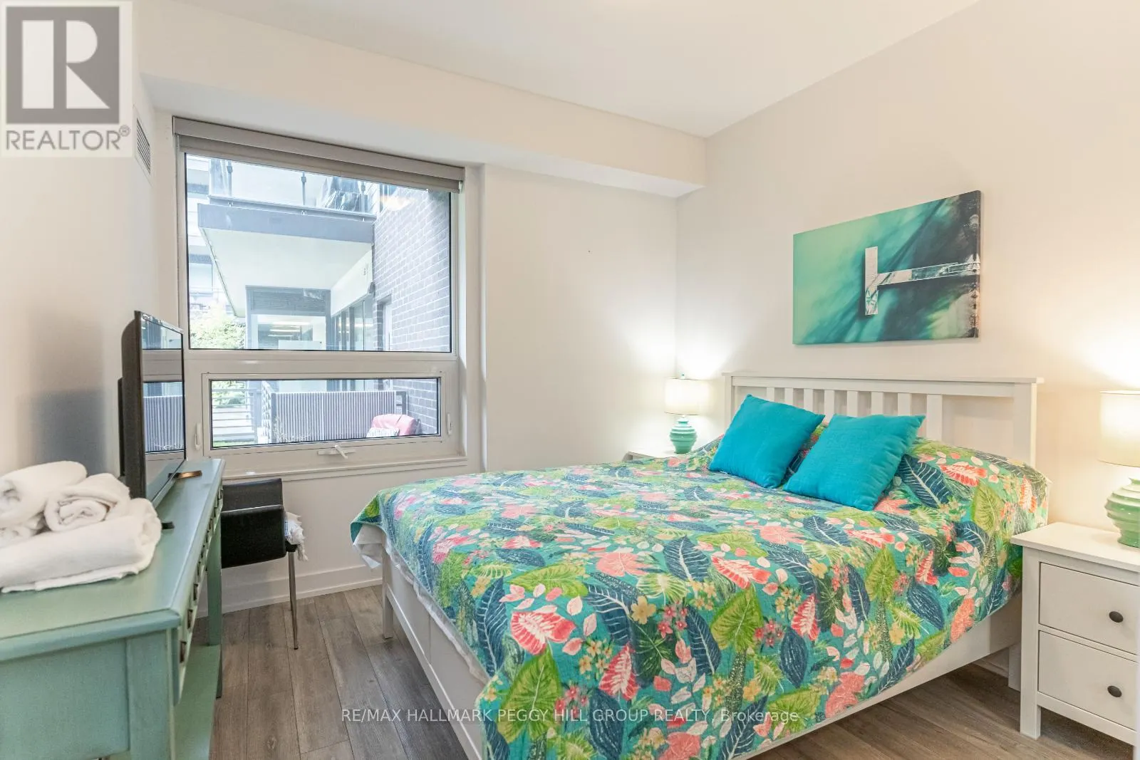 131 - 333 SEA RAY AVENUE
