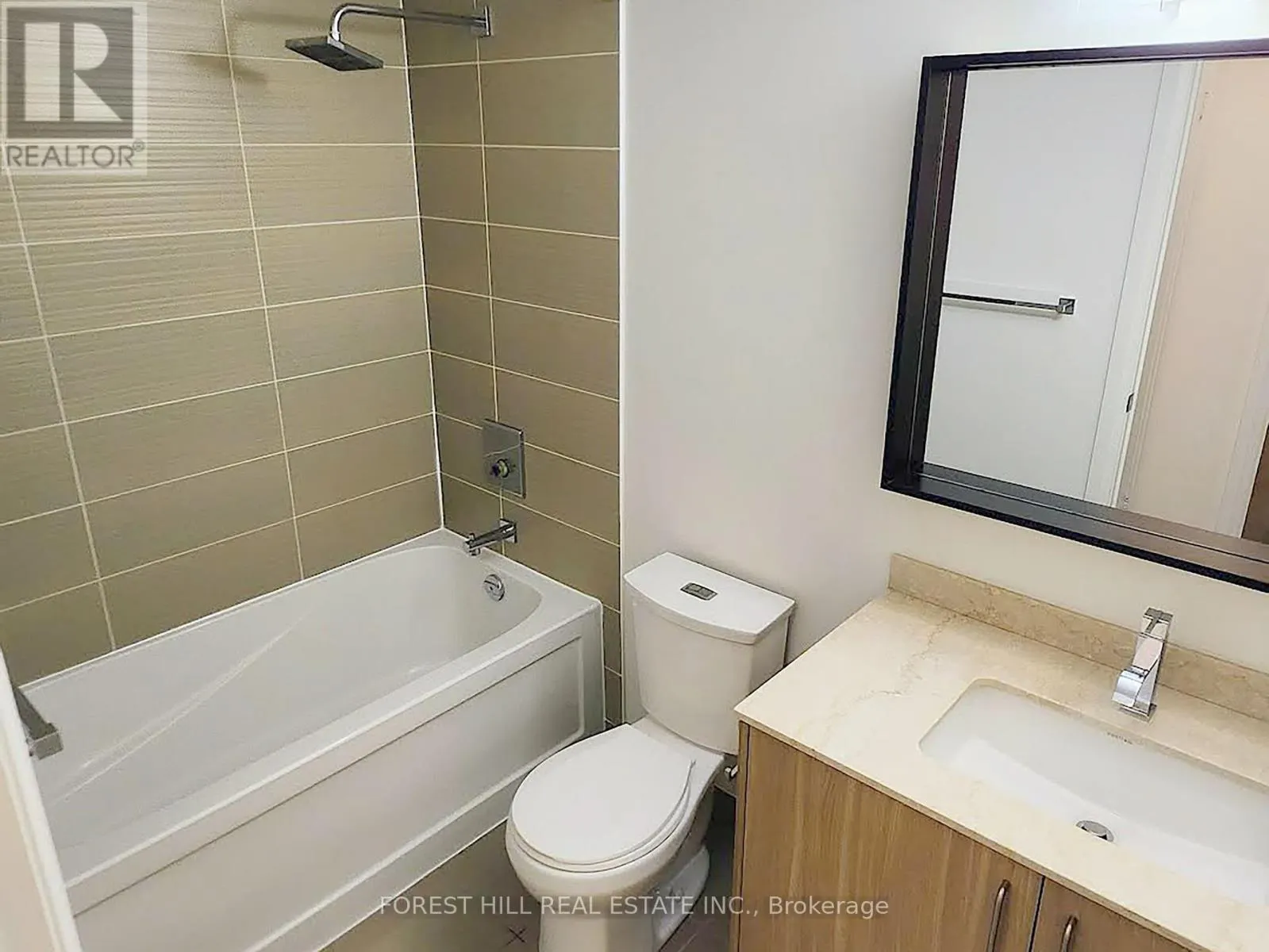 2722 - 7161 YONGE STREET