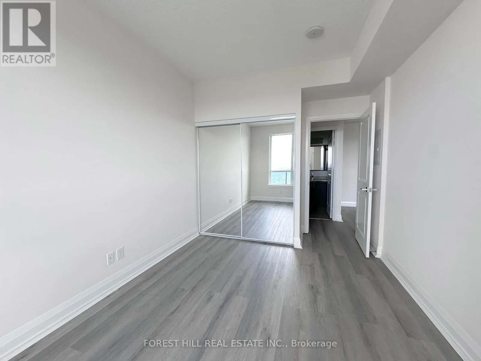2722 - 7161 YONGE STREET