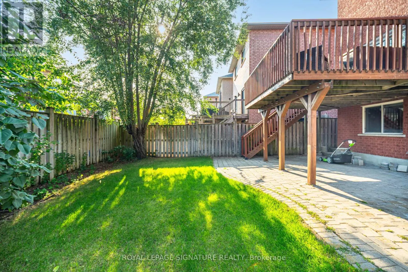 15 WATER GARDEN LANE