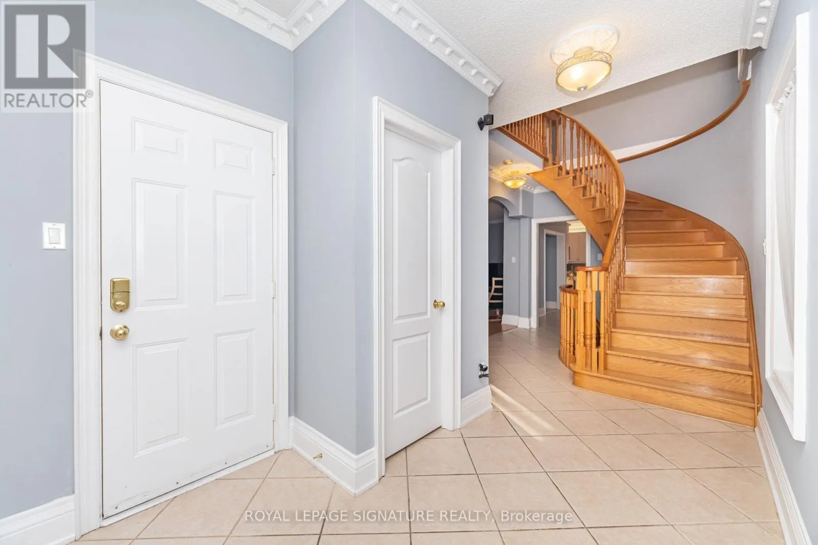 15 WATER GARDEN LANE