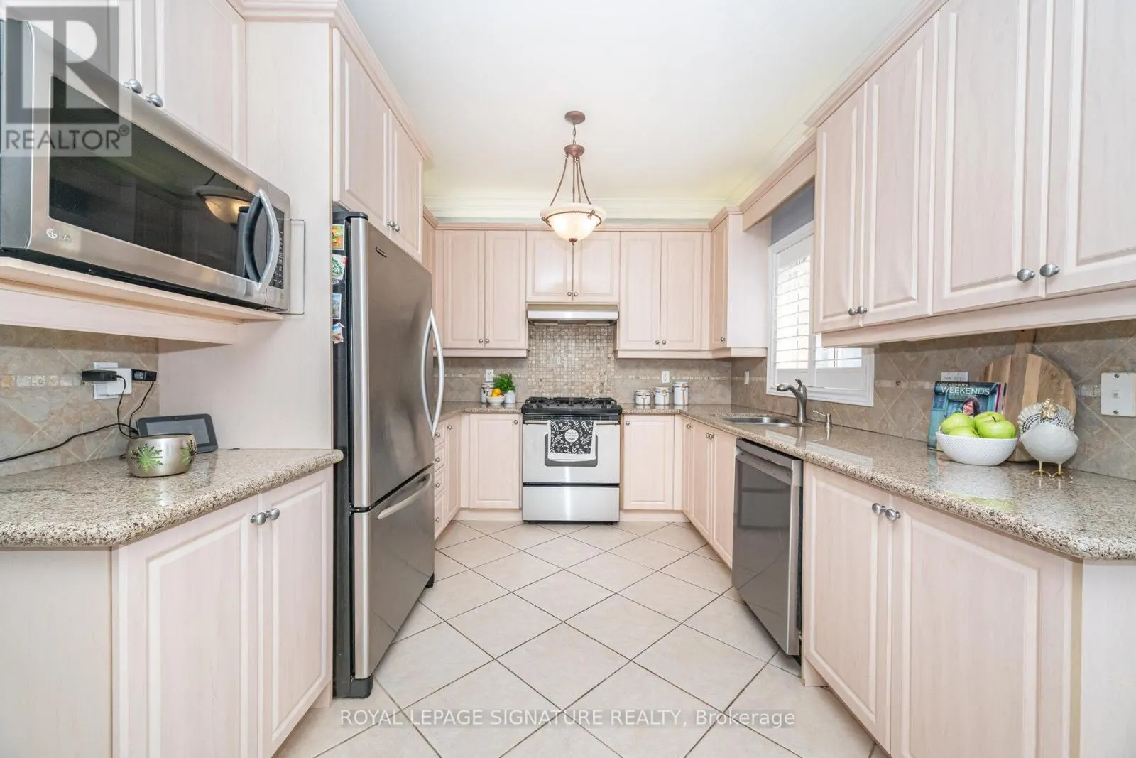 15 WATER GARDEN LANE