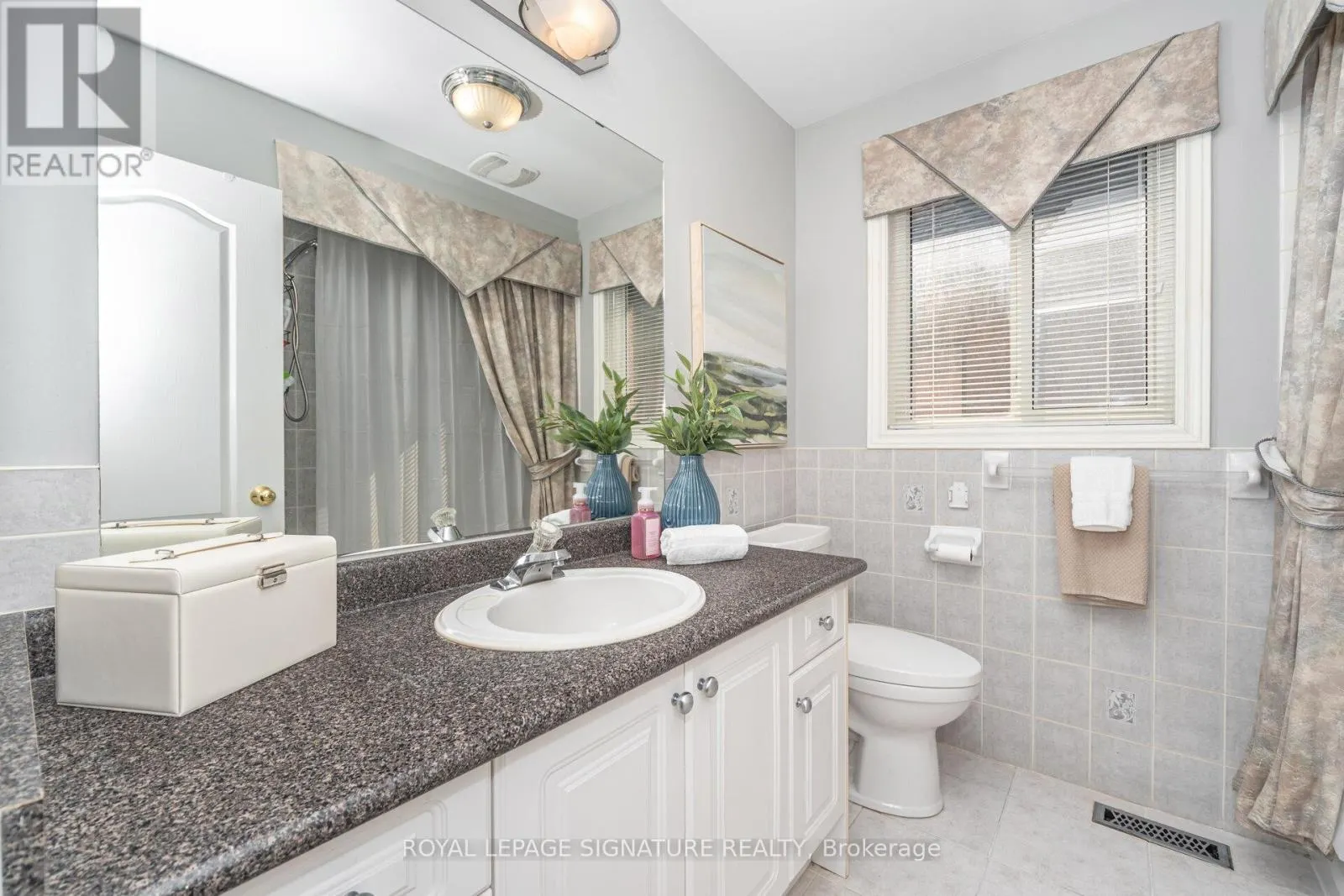 15 WATER GARDEN LANE