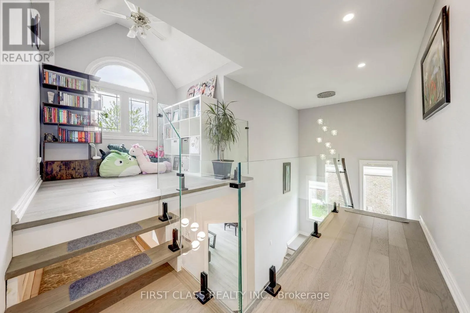449 ALEX DONER DRIVE