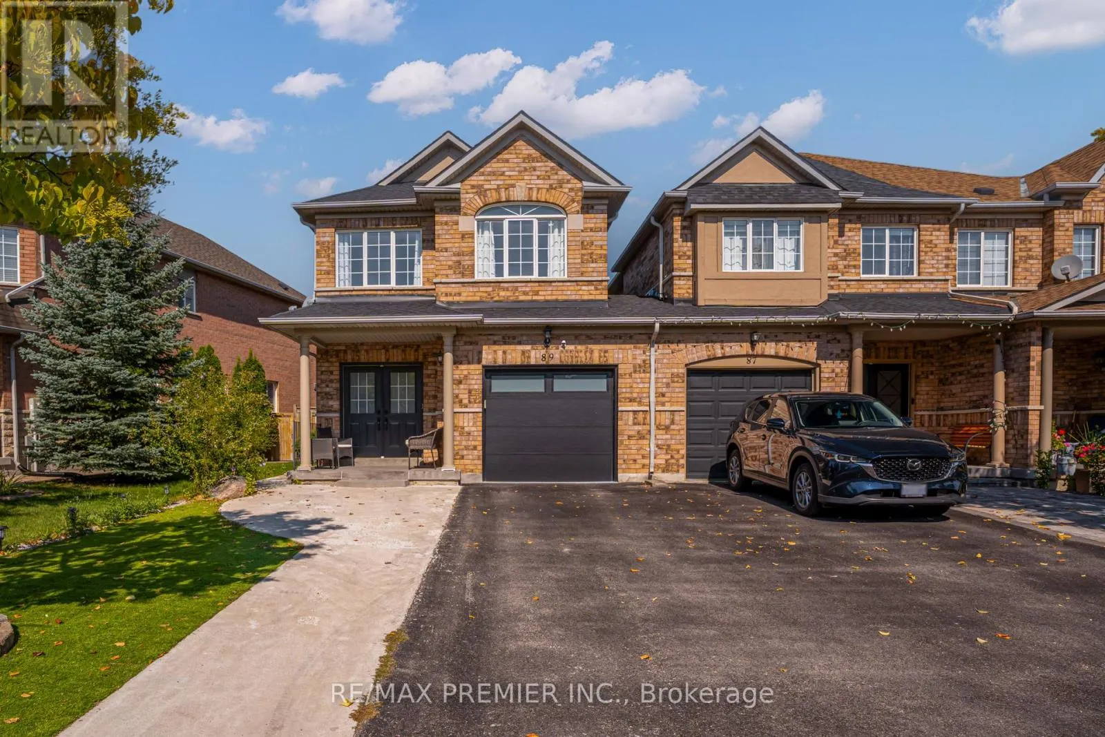 89 RONAN CRESCENT