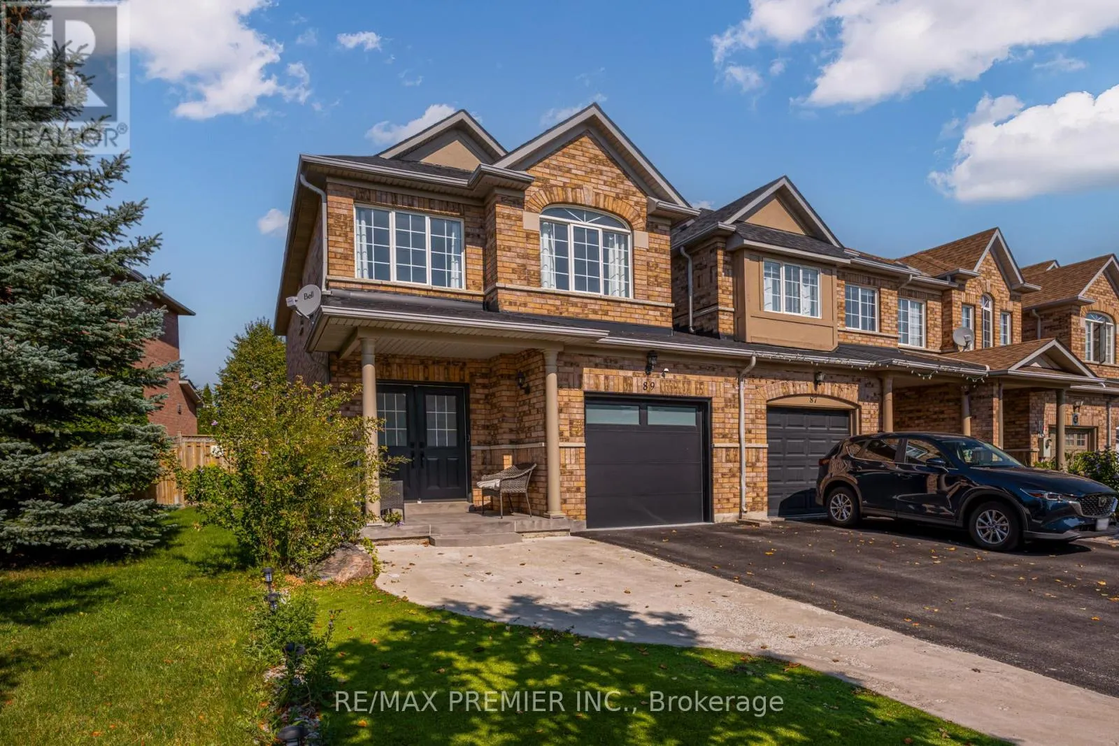 89 RONAN CRESCENT