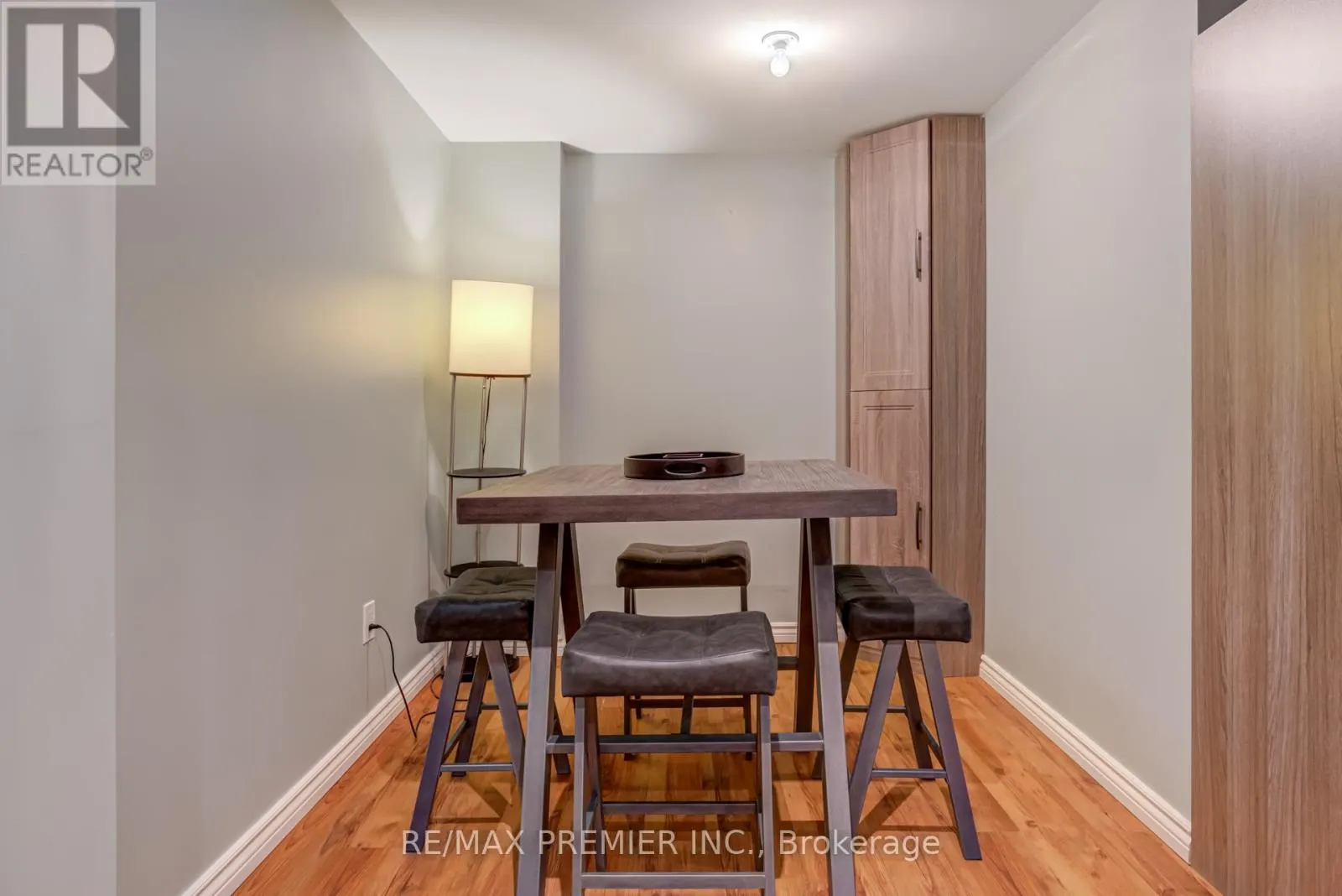 89 RONAN CRESCENT