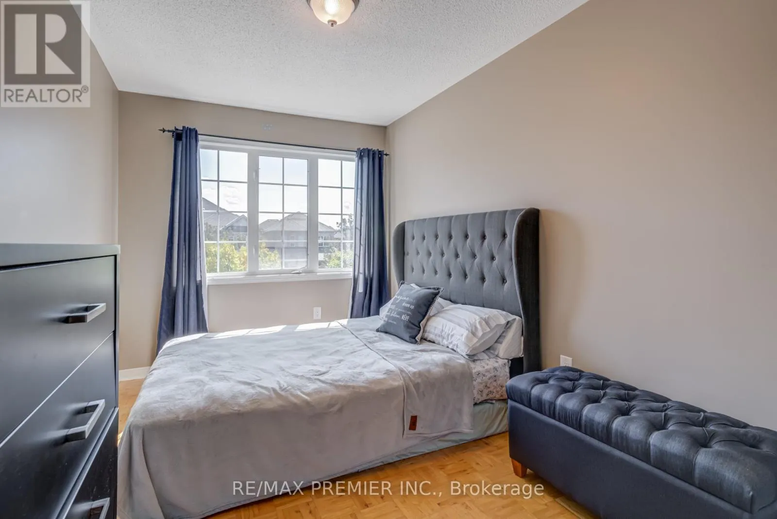 89 RONAN CRESCENT