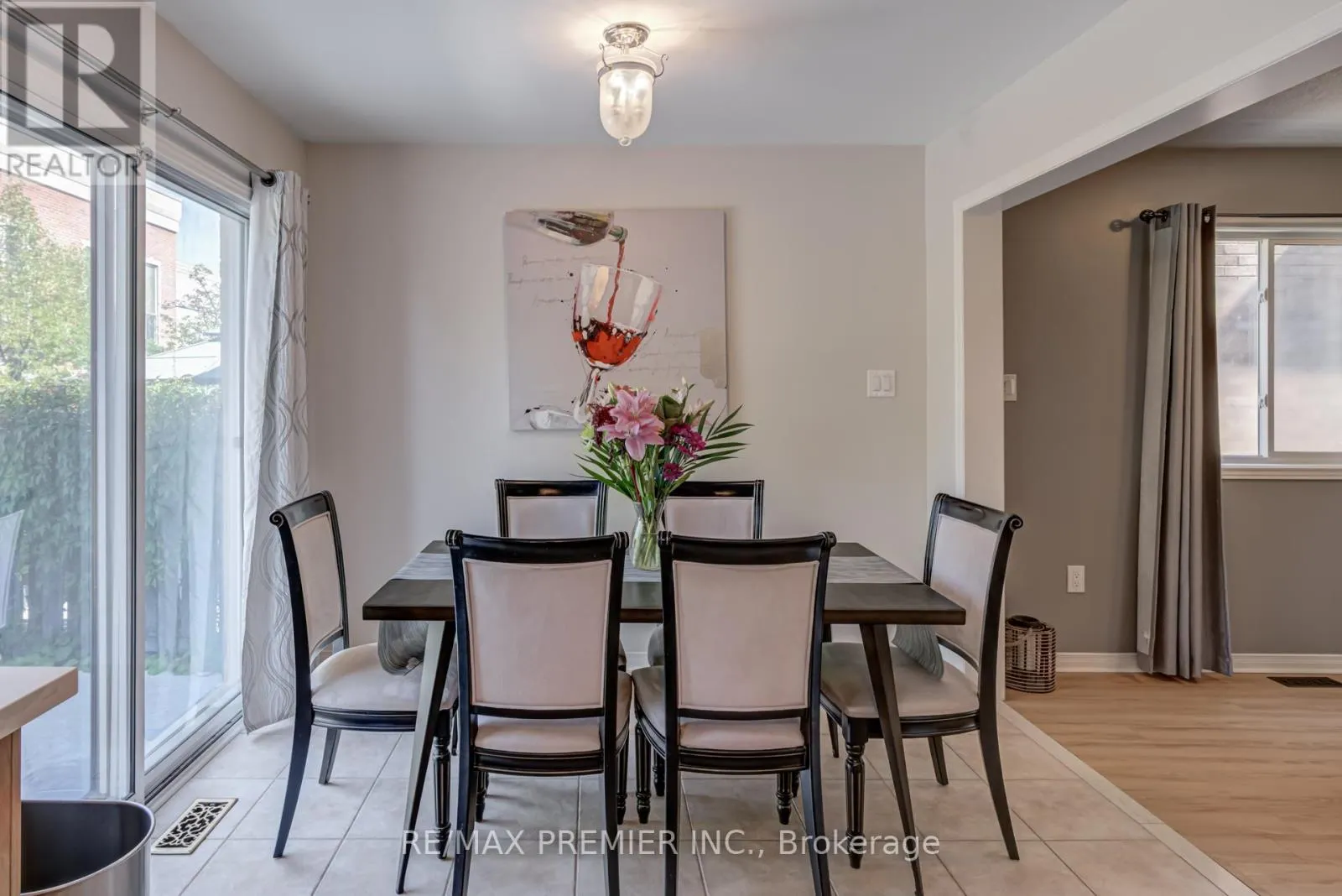 89 RONAN CRESCENT