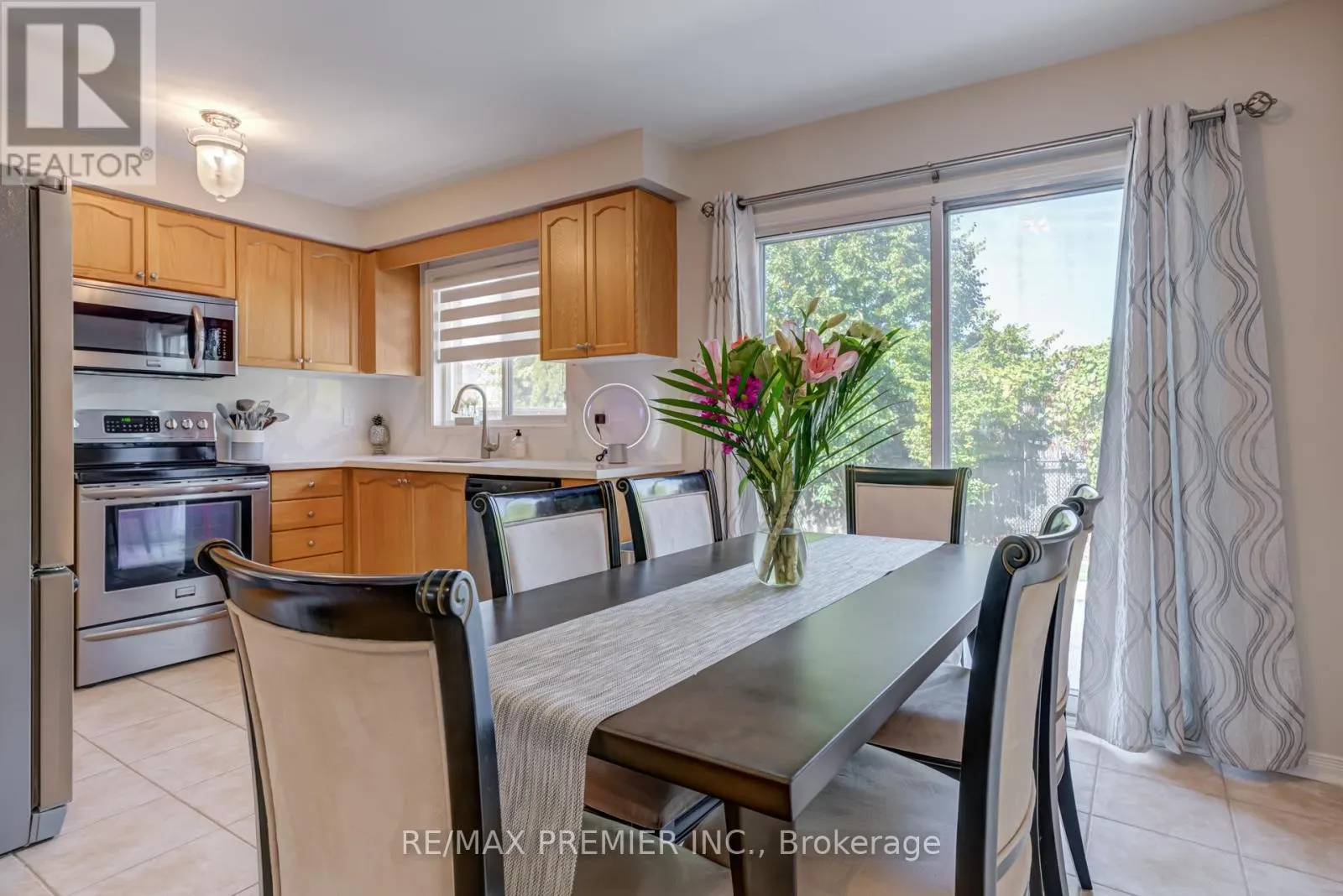 89 RONAN CRESCENT