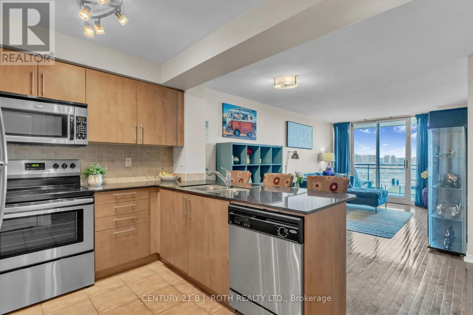 1202 - 350 RED MAPLE ROAD